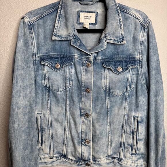Forever 21 Size Large Medium Wash Grunge Jean Jacket - Picture 2 of 9